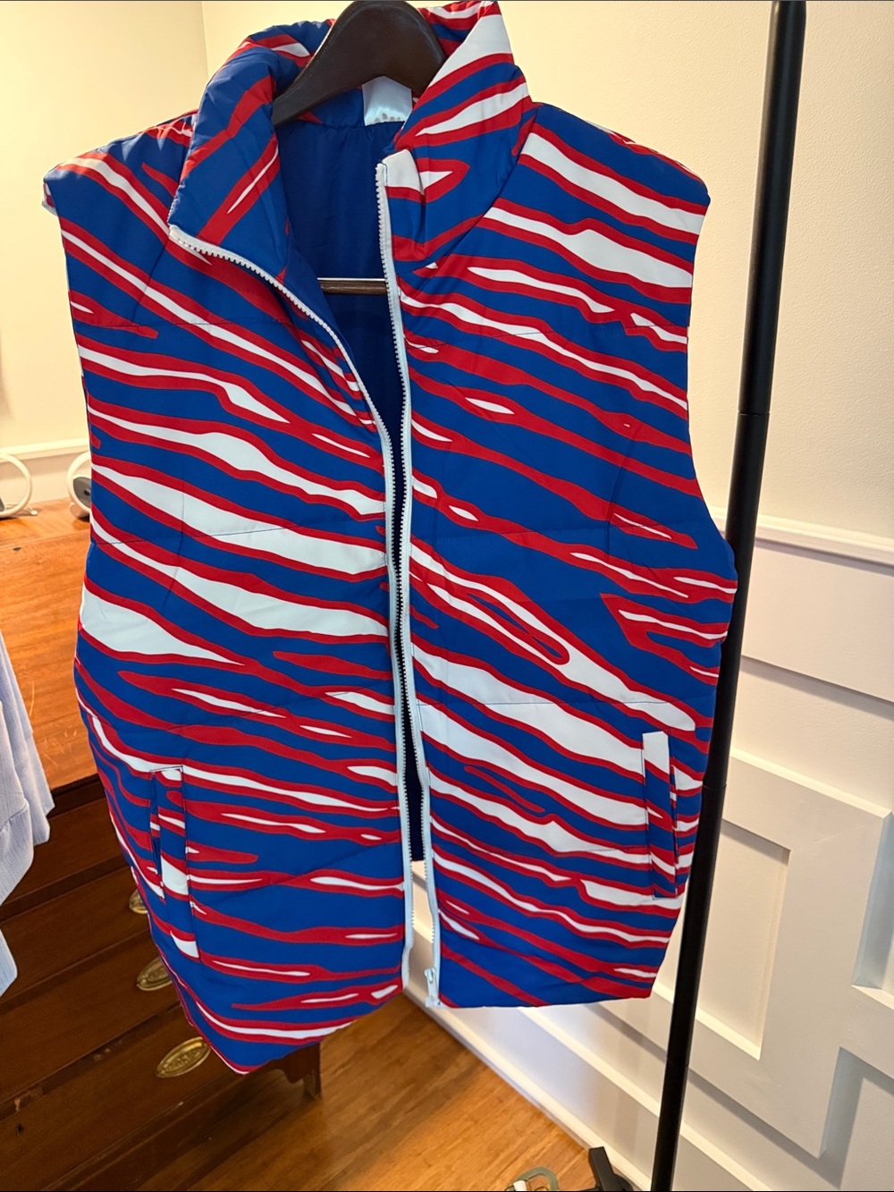 Adult Sleeveless Buffalo Bills Puffer Vest Unisex